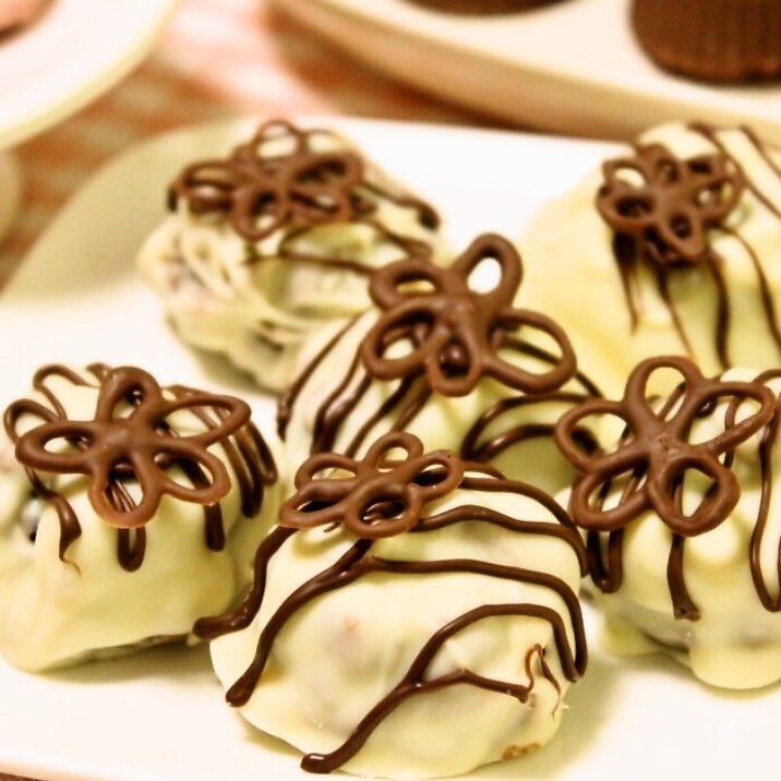 レンジで簡単 ホワイトチョコがけトリュフ レシピ 作り方 By Mieko7 楽天レシピ レンジで簡単 ホワイトチョコがけトリュフ レシピ 作り方 By Mieko7 楽天レシピ